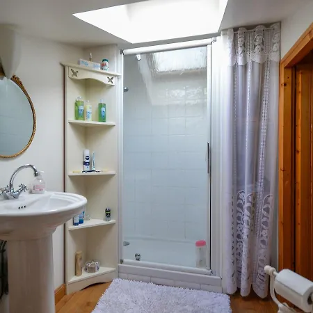 Vakantiehuis Charming Mansion In With Pool